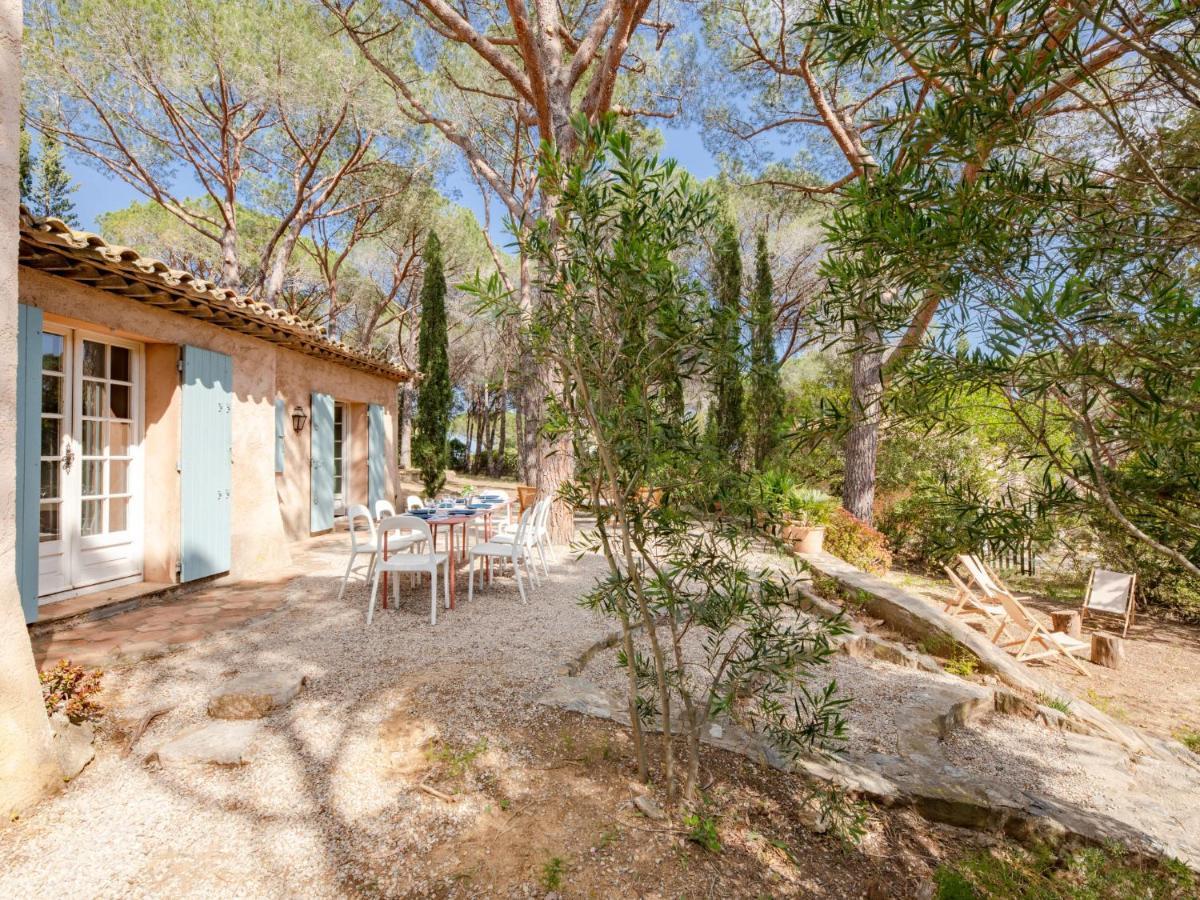 Holiday Home Les Agasses By Interhome Sainte-Maxime Exteriör bild