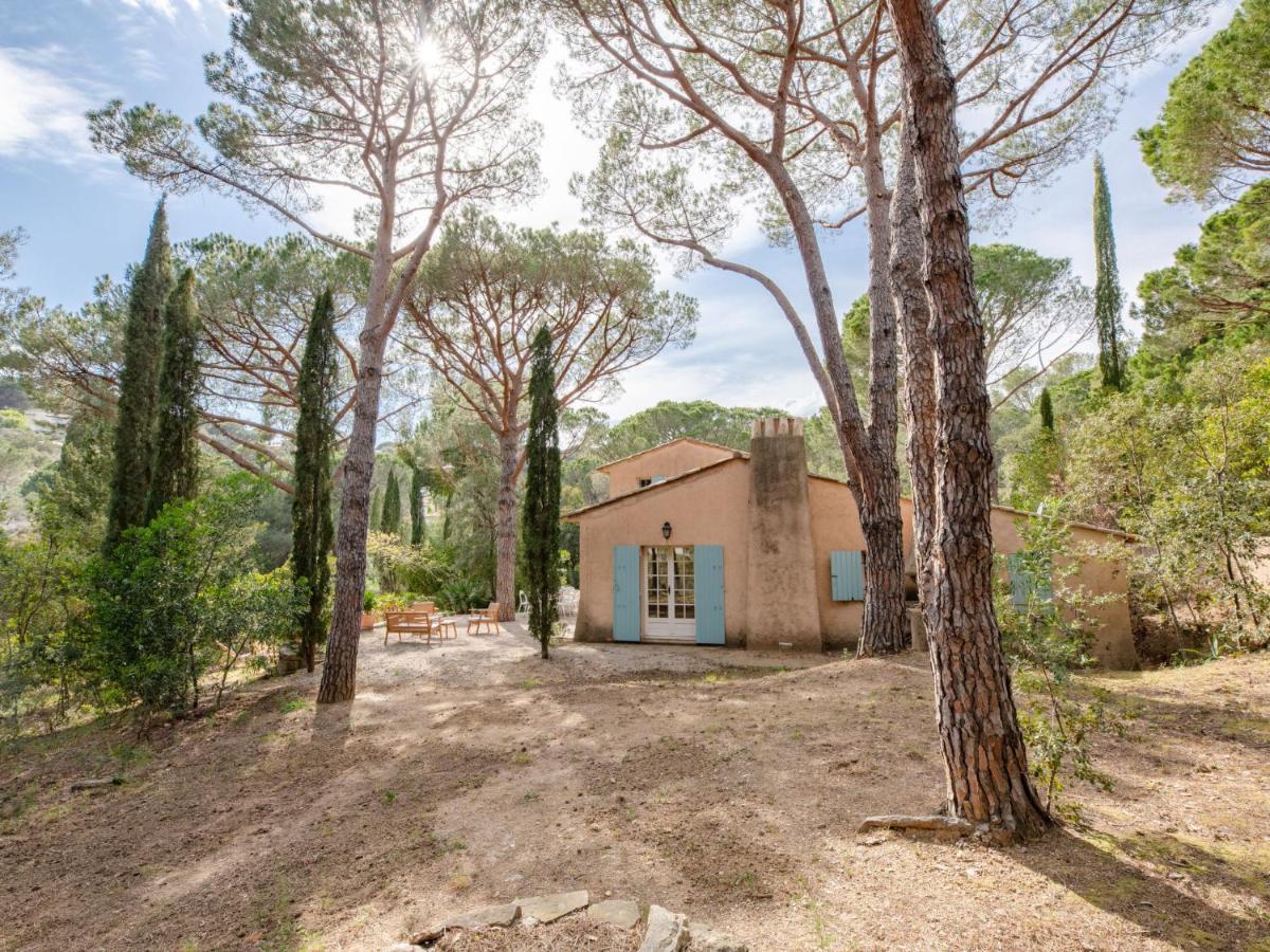 Holiday Home Les Agasses By Interhome Sainte-Maxime Exteriör bild